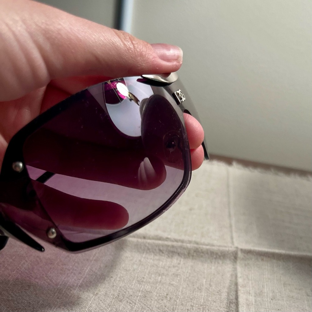 Vintage Dolce & Gabanna Sunglasses - Picture 4 of 8